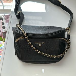 Michael Kors crossbody